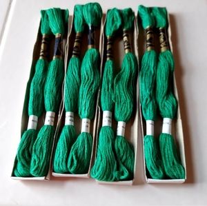 8 Skeins Embroidery Floss Vintage Kelly Green 2 String Floss w Box
